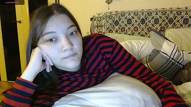 AlisaDevis online show from 19, 10, 2025