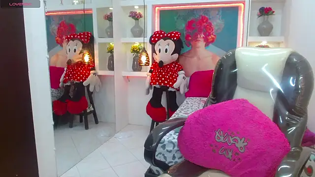 lorenapinto online show from 13, 3, 2025