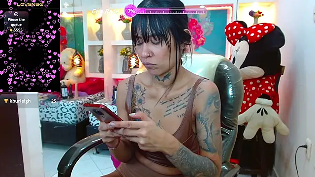 lorenapinto online show from 18, 9, 2025