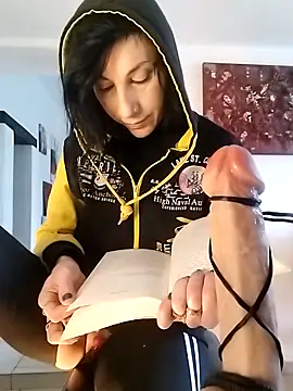 freyamoret online show from 11, 2, 2025