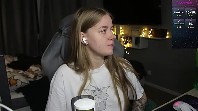 candy maggie online show from 2, 1, 2025