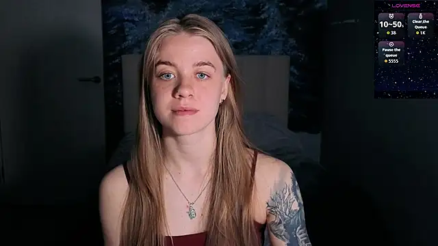 Snapshot of candy_maggie chatting on 5, 5, 2026 candy maggie online show from 5, 5, 2026