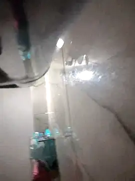 Snapshot of julywwrt chatting on 5, 3, 2026 julywwrt online show from 5, 3, 2026