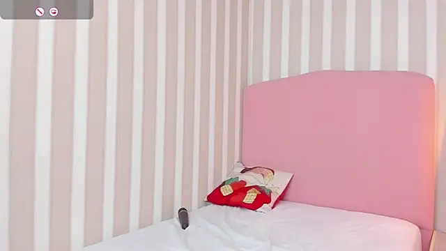 Snapshot of AMELIETARSON chatting on 28, 12, 2024 AMELIETARSON online show from 28, 12, 2024