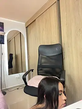 Snapshot of MariaAntonia__ chatting on 20, 11, 2025 MariaAntonia online show from 20, 11, 2025