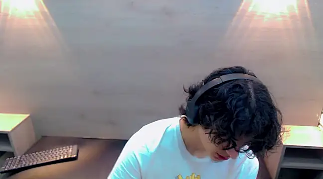 Sr BonnyEthan online show from 14, 2, 2025