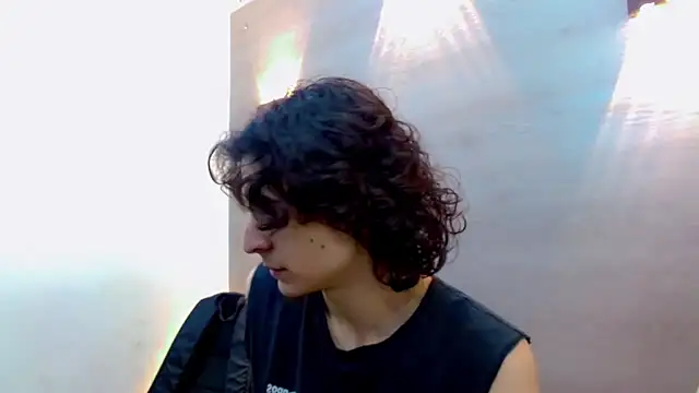 Sr BonnyEthan online show from 4, 10, 2025