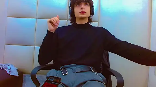 Sr BonnyEthan online show from 3, 3, 2026