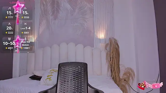 NastassjaCandy online show from 17, 4, 2026