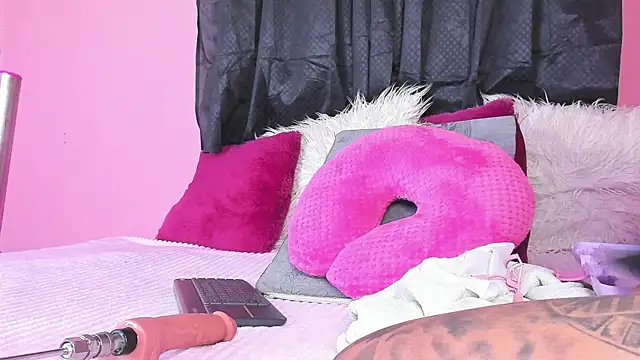 cloe bridgee online show from 26, 4, 2026