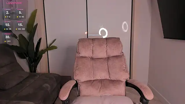 Snapshot of helen_ramsay chatting on 19, 3, 2025 helen ramsay online show from 19, 3, 2025