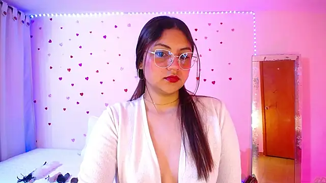 ashlei  online show from 30, 9, 2025