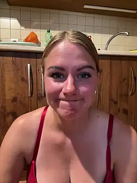 selenaluvv online show from 18, 7, 2026