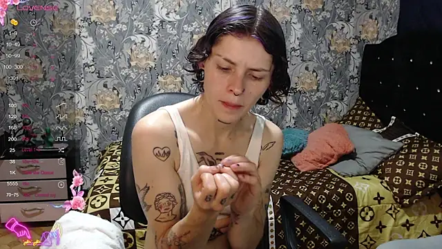 pretty cristal69 online show from 24, 4, 2026