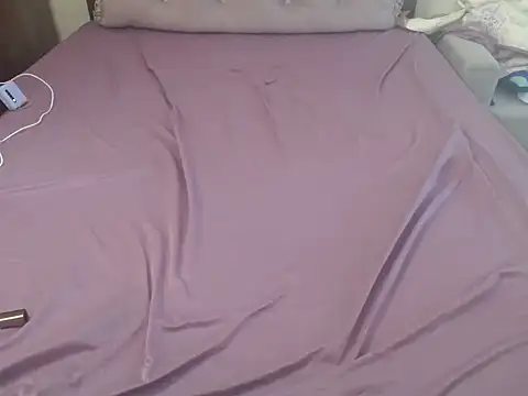 Mochi Soft online show from 10, 9, 2025