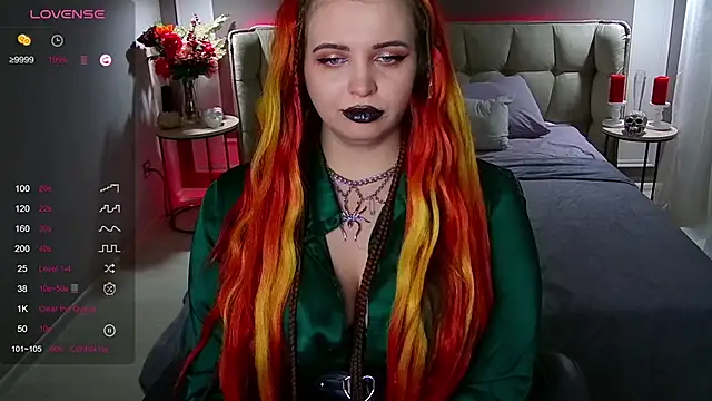 Miss Maya Mils online show from 24, 1, 2025