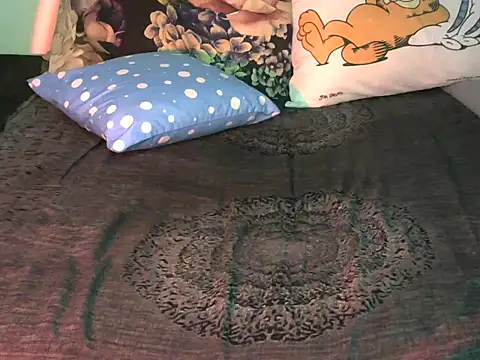 Snapshot of Bella_cute01 chatting on 28, 2, 2026 Bella cute01 online show from 28, 2, 2026