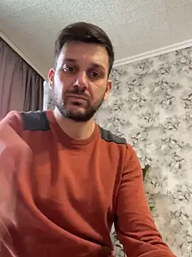 Snapshot of MaeltraJoy chatting on 3, 2, 2025 MaeltraJoy online show from 3, 2, 2025