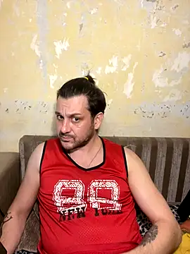 Snapshot of MaeltraJoy chatting on 21, 12, 2025 MaeltraJoy online show from 21, 12, 2025