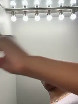 Your Paris online show from 21, 3, 2025