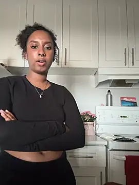 Your Paris online show from 21, 3, 2025