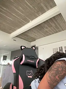 Your Paris online show from 22, 11, 2025