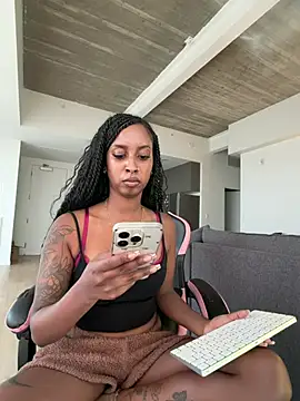 Your Paris online show from 23, 4, 2026