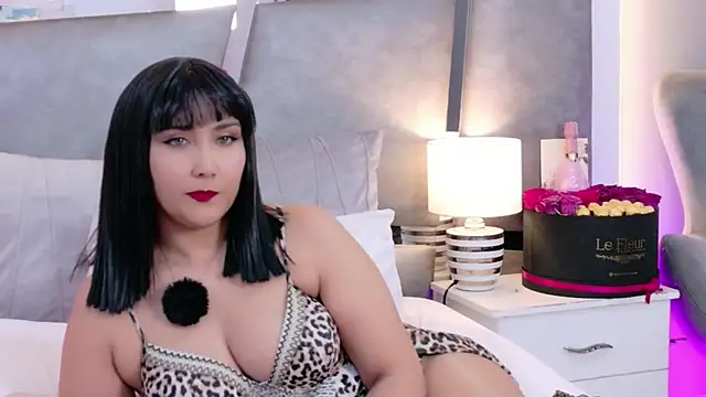 Evangeline Taylorr online show from 24, 4, 2026