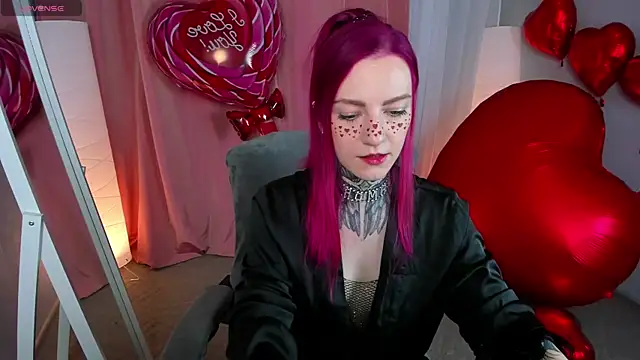 Roxy      online show from 14, 2, 2025