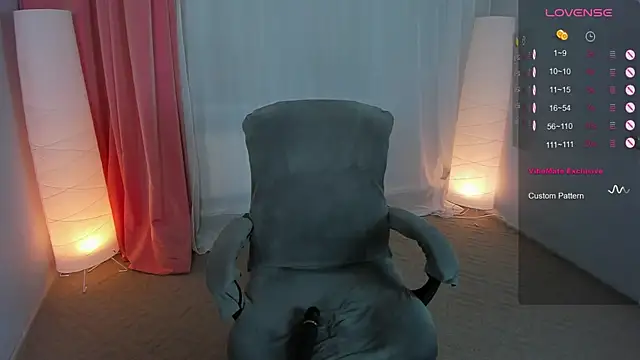 Roxy      online show from 21, 2, 2025