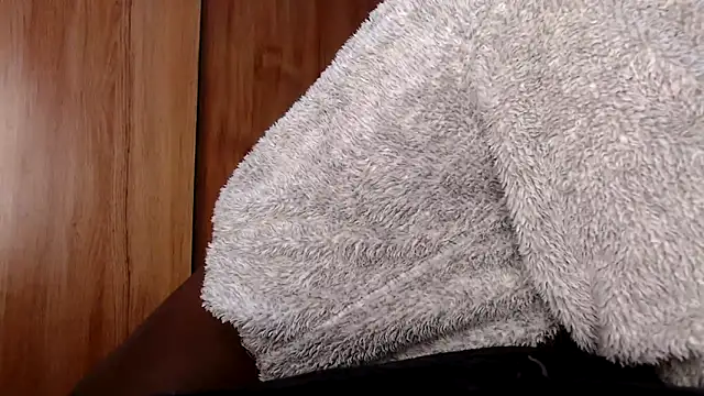 Snapshot of wetpussy_ebony chatting on 20, 5, 2026 wetpussy ebony online show from 20, 5, 2026