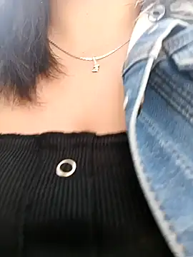 Cristal  04 online show from 22, 1, 2025