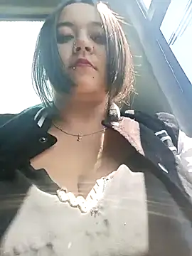 Cristal  04 online show from 17, 2, 2025