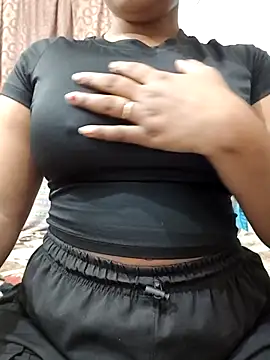 MohiniHott online show from 3, 2, 2026