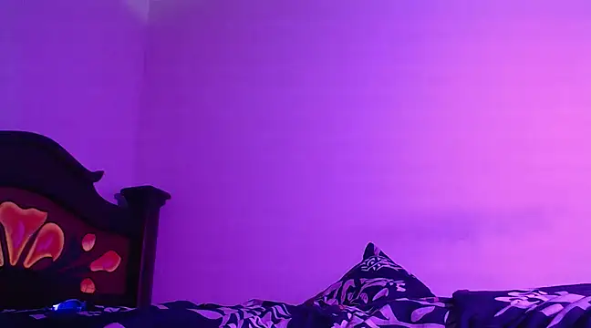 Snapshot of isaaclatino chatting on 28, 12, 2024 isaaclatino online show from 28, 12, 2024