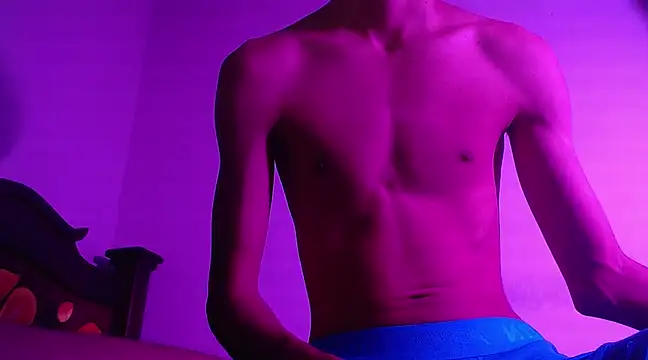 Snapshot of isaaclatino chatting on 13, 1, 2025 isaaclatino online show from 13, 1, 2025