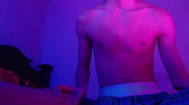 Snapshot of isaaclatino chatting on 27, 1, 2025 isaaclatino online show from 27, 1, 2025