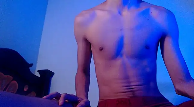 Snapshot of isaaclatino chatting on 27, 2, 2025 isaaclatino online show from 27, 2, 2025