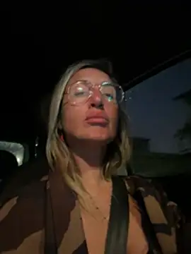 casalinga88 online show from 19, 4, 2026