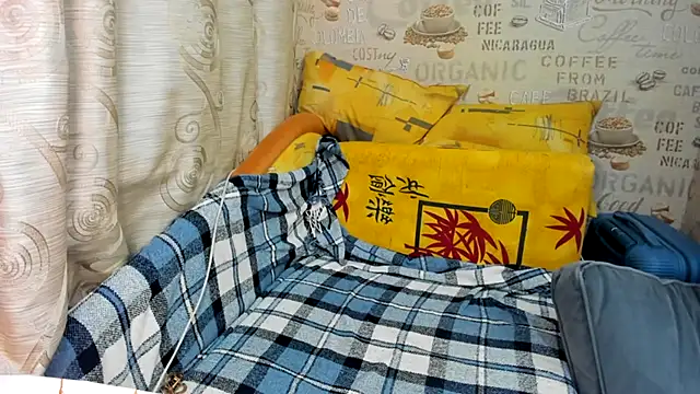 Adela Vetta online show from 17, 2, 2025