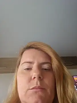 KarlyGray10 online show from 3, 10, 2025