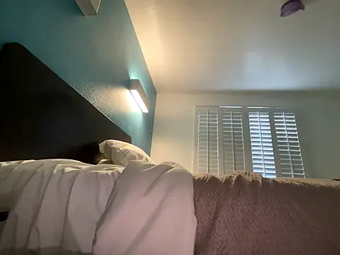 Snapshot of tatted-bitty chatting on 3, 10, 2025 tatted-bitty online show from 3, 10, 2025