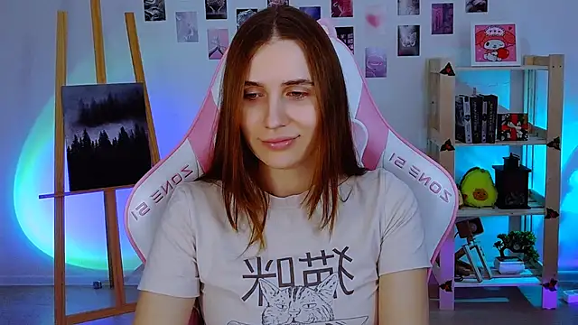 AliceCharmy online show from 8, 1, 2025