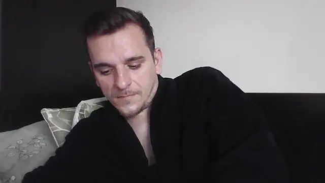 Huge cock22cm online show from 20, 1, 2025