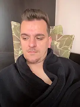 Huge cock22cm online show from 28, 3, 2026