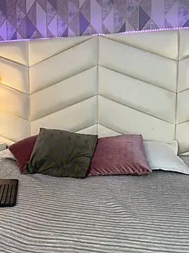 Brenda Garcia online show from 15, 3, 2025