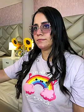 Brenda Garcia online show from 4, 10, 2025