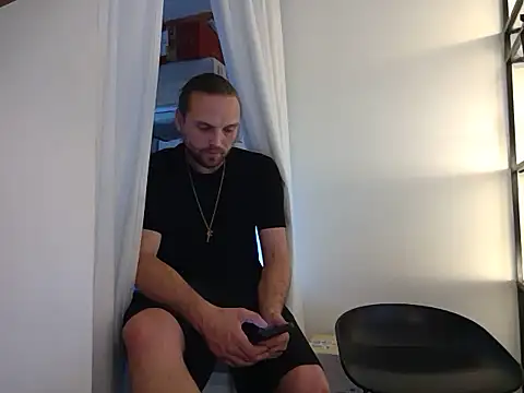 VitaminDrewFl online show from 22, 3, 2026