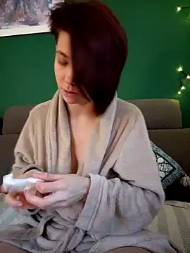 Snapshot of Loona-Lexxington chatting on 1, 2, 2025 Loona-Lexxington online show from 1, 2, 2025