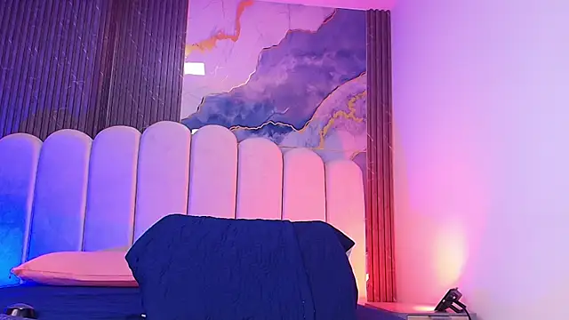 hot dione online show from 9, 4, 2026